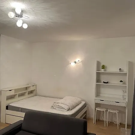 Proche De Paris Apartment